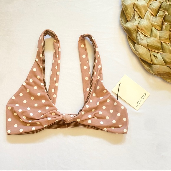 🤎SOLD🤎 BNWT acacia shiloh top - Picture 1 of 2